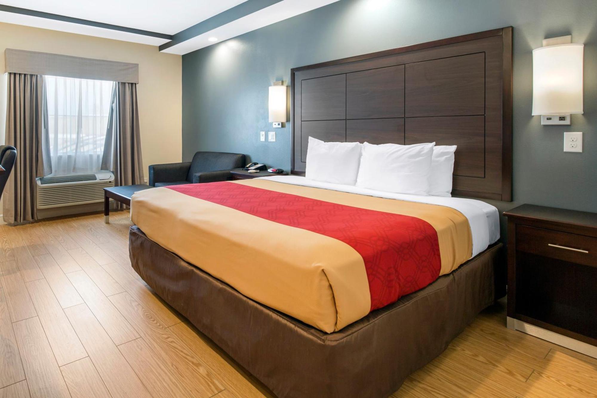 Econo Lodge Inn & Suites Houston Willowbrook Ngoại thất bức ảnh