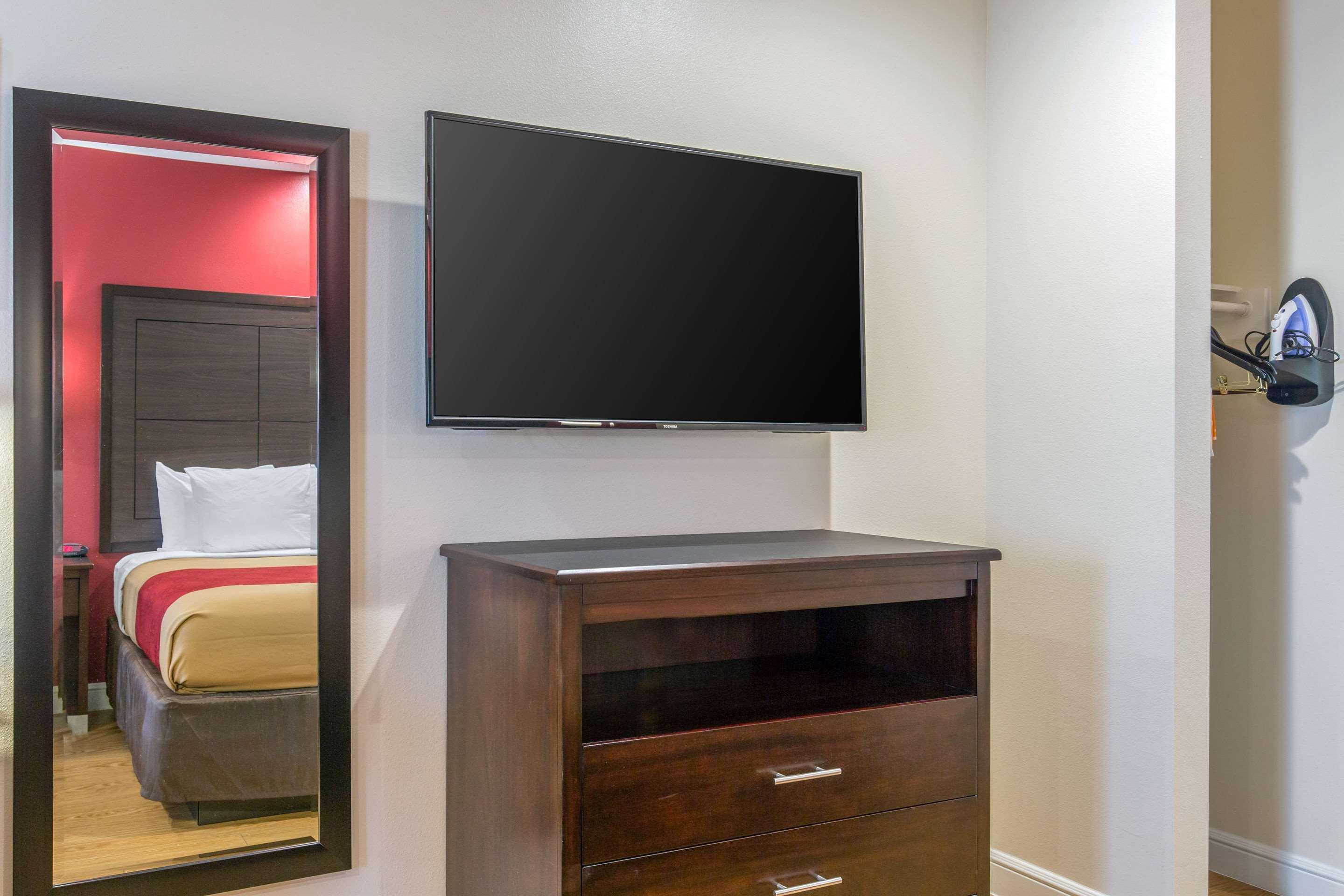 Econo Lodge Inn & Suites Houston Willowbrook Ngoại thất bức ảnh