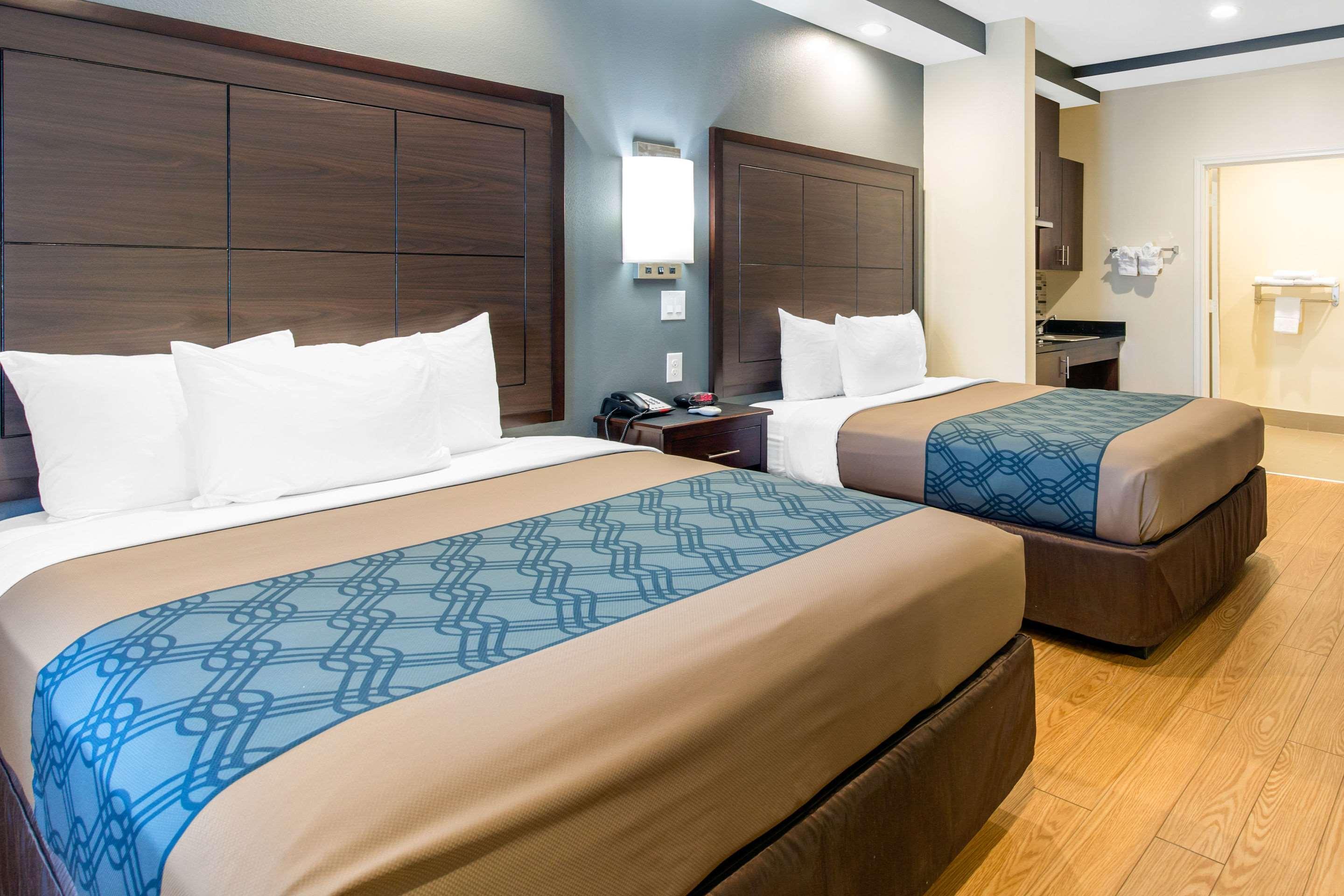Econo Lodge Inn & Suites Houston Willowbrook Ngoại thất bức ảnh