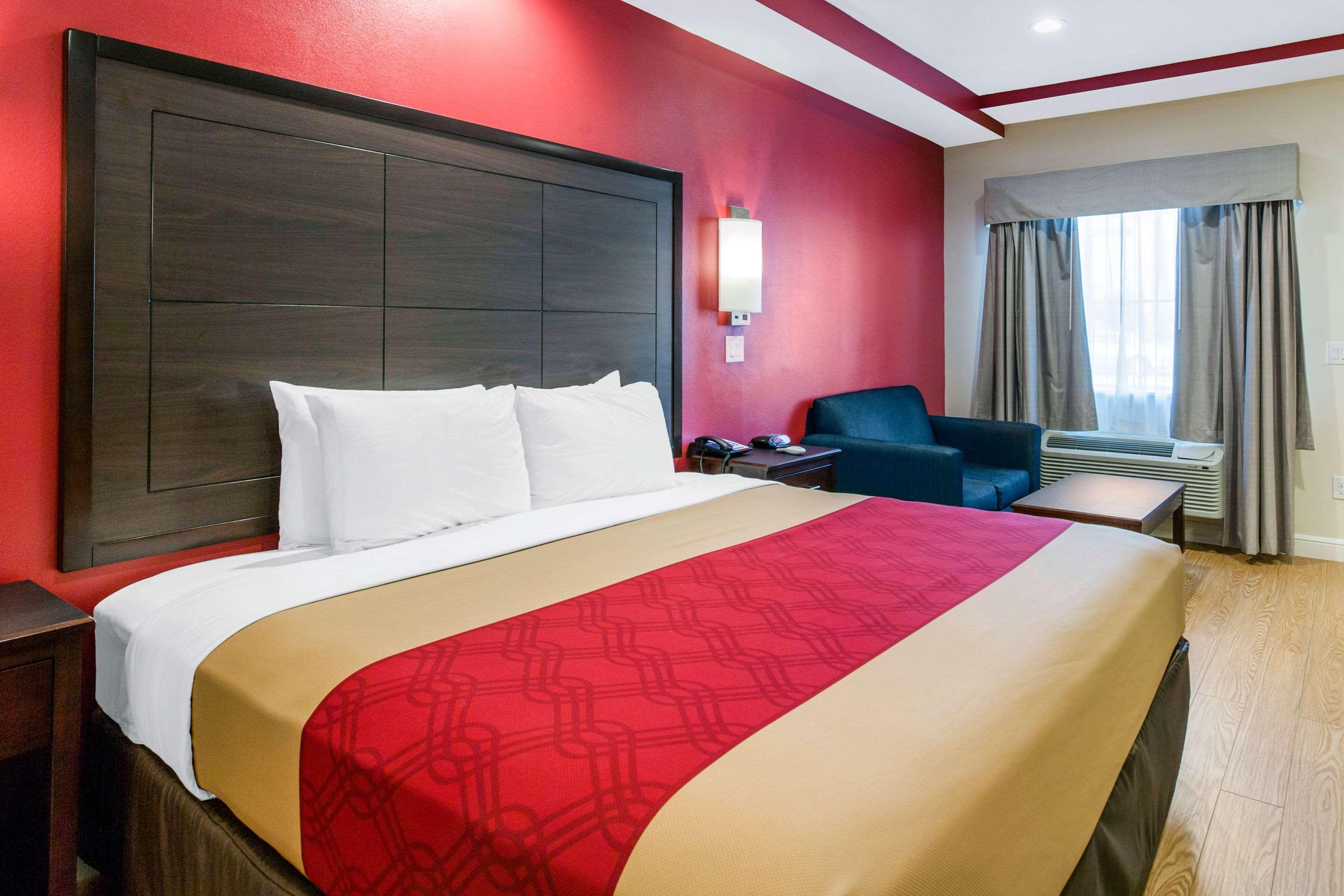 Econo Lodge Inn & Suites Houston Willowbrook Ngoại thất bức ảnh